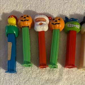 Festive Character Candy Dispenser Set